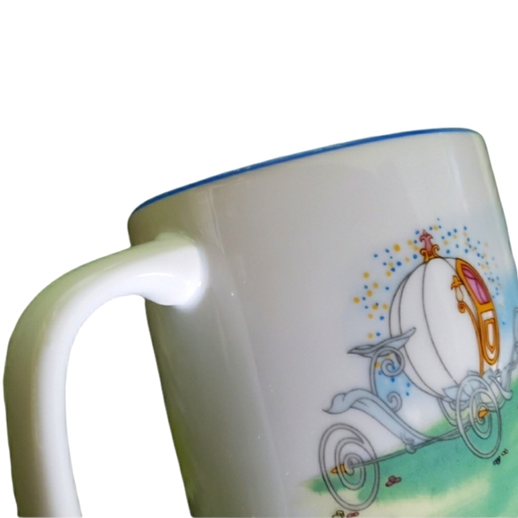 WALT•DISNEY CINDERELLA MUG (VINTAGE) - Picture 7 of 7